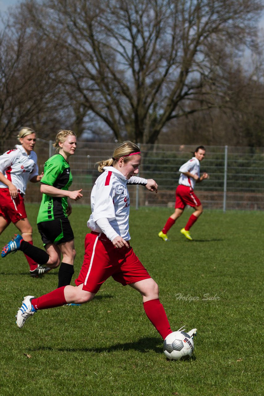 Bild 136 - Frauen Schmalfelder SV - TSV Siems : Ergebnis: 1:0